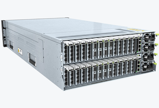 Фото СХД Huawei OceanStor